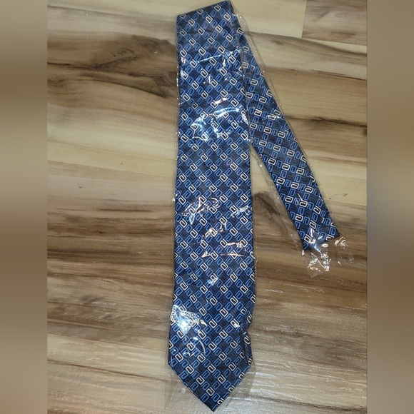 NWT Blue White Black Tie - Picture 1 of 5
